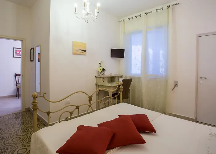 Casa Poesia 4* توري سان جيوفاني أوغينتو