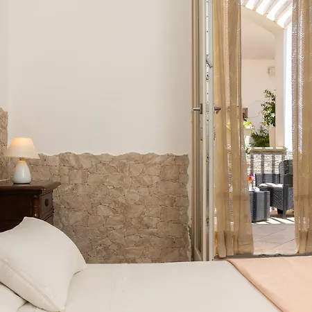 Casa Poesia Bed & Breakfast